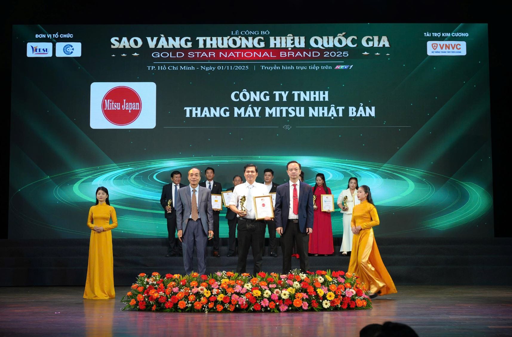 CEO Phạm Văn Hải nhận giải thưởng Sao Vàng Quốc Gia 2025